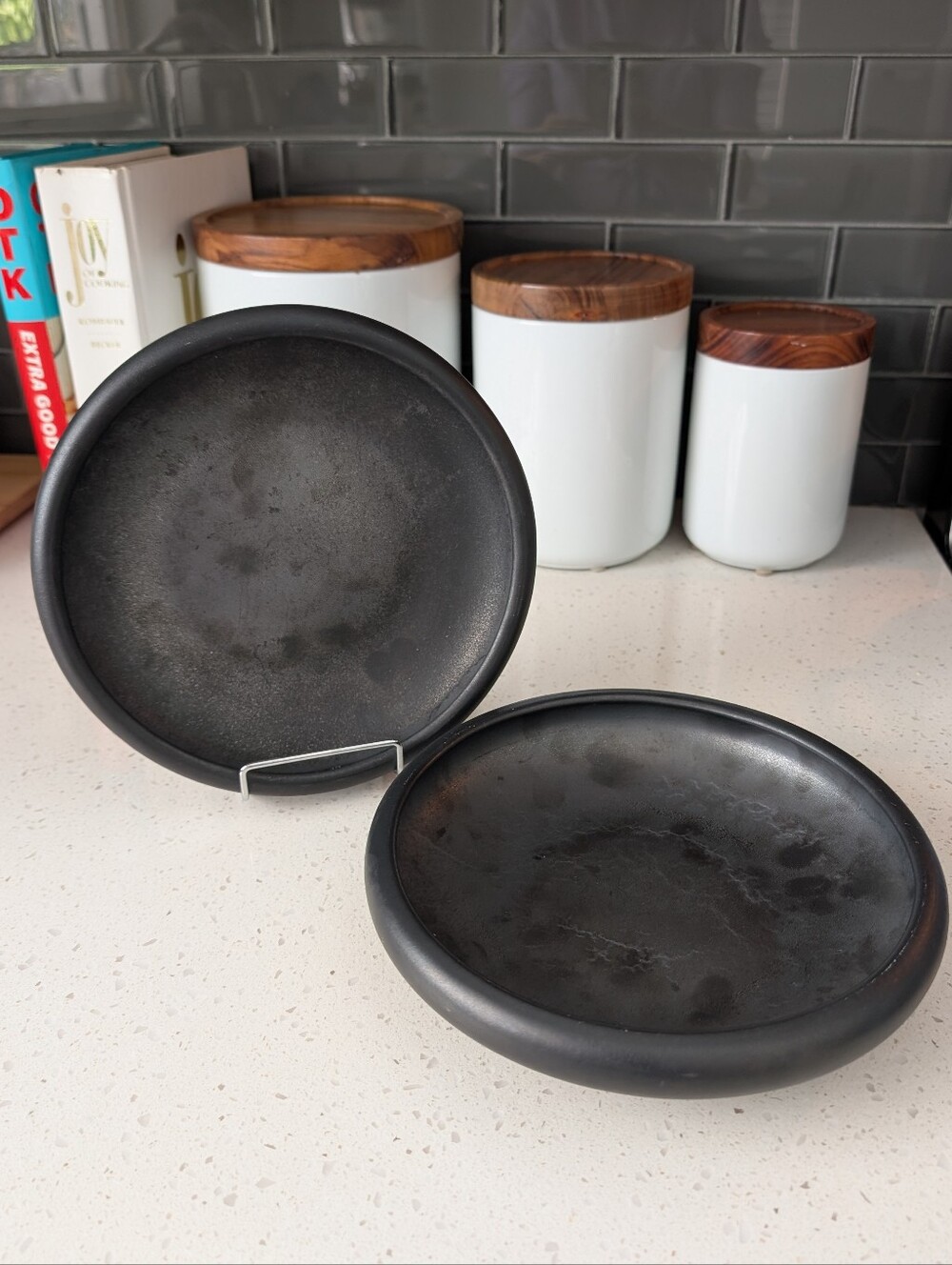 Reserve Ignea By Libbey lack Ceramic Stoneware Serving 8" Bowls - Set of 2
